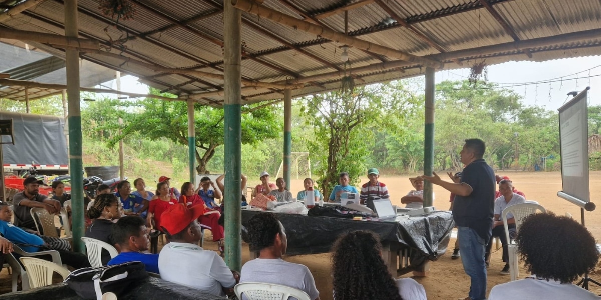 Reunión de participantes en Ovejas